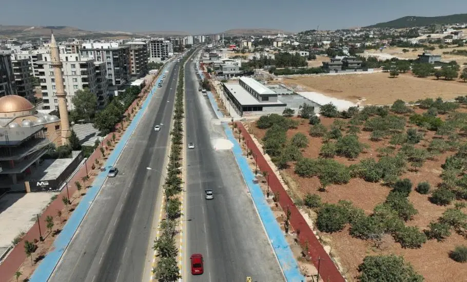 Şanlurfa Büyükşehir’in bisiklet yolu projesinde sona gelindi ŞANLIURFA – BHA Şanlıurfa Büyükşehir Belediyesi, kent genelinde sürdürülebilir ve