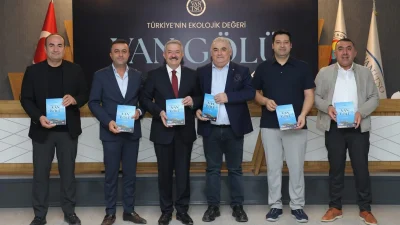 Van TSO M. Rifat Hisarcıklıoğlu Salonu’nda gerçekleşen lansman programına; Van
