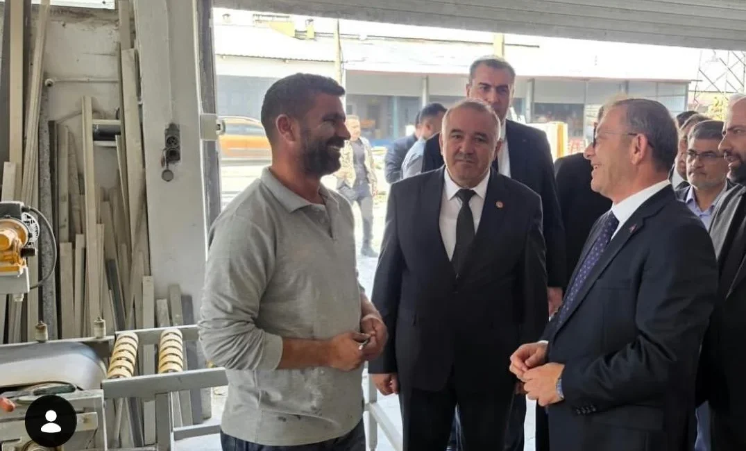 Vali Polat’tan sanayi esnafına Ahilik Haftası ziyareti KARS – BHA Kars Valisi Ziya Polat, 39. Ahilik Haftası