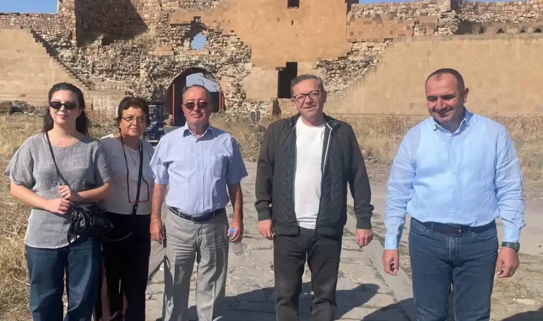 Kars Valisi Ziya Polat, UNESCO mirasını ziyaretti KARS – BHA Kars Valisi Ziya Polat, tarihi ve kültürel