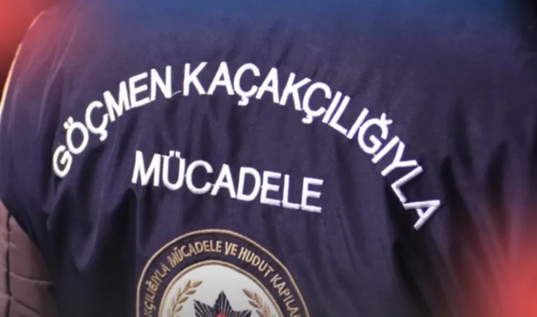 33 ildeki operasyonlarda 2 bin 822 düzensiz göçmen yakalandı ANKARA – BHA İçişleri Bakanlığı koordinesinde, Jandarma Genel Komutanlığı ekiplerince