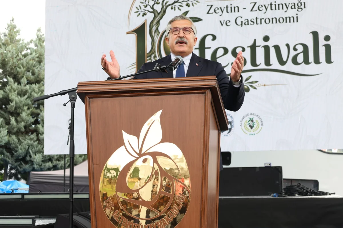 AK Parti Genel Başkan Yardımcısı Yayman’dan Hatay’da yatırım ve yeni anayasa mesajı HATAY – BHA AK Parti Genel Başkan Yardımcısı Hüseyin Yayman,