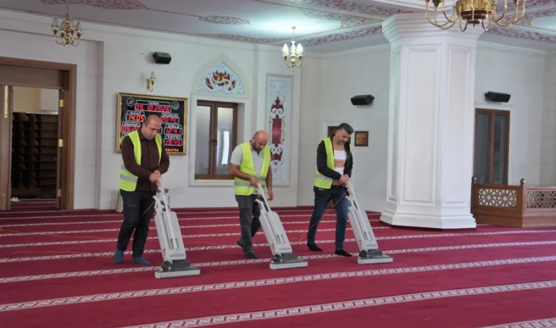 ANKARA – BHA Keçiören Belediyesi Temizlik İşleri Müdürlüğü ekipleri, ilçe