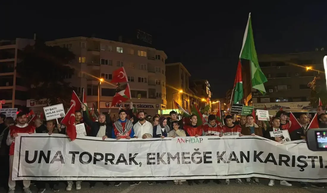 Başkentte Gazze için binlerce kişi yürüdü ŞEVKET GÖLÜK / BHA İsrail’in 10 Ekim 2025’teki ateşkese rağmen