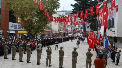 Bayram SARAYOĞLU / BHA Milli İrade Meydanı’nda düzenlenen tören, Vali