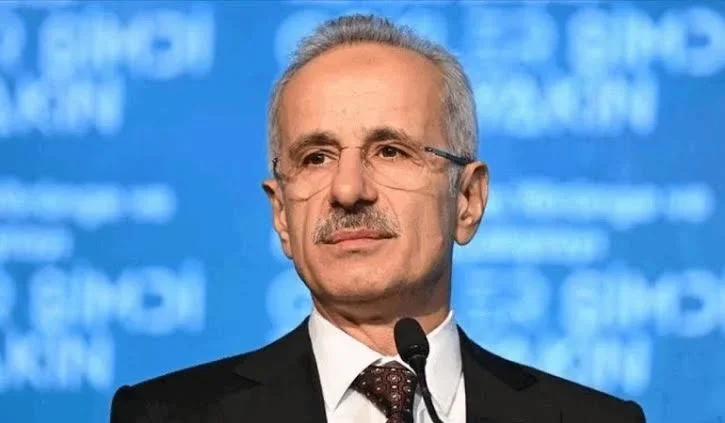 Ulaştırma ve Altyapı Bakanı Abdulkadir Uraloğlu, Yol-İş Sendikası’nın 13. Olağan