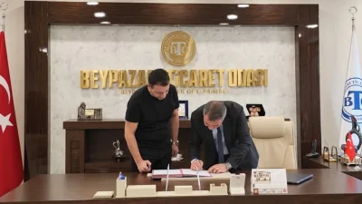Yaşar TONBAK – BHA Beypazarı Ticaret Odası’nda düzenlenen imza töreninde,
