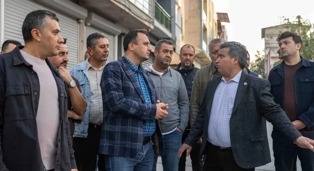 Bornova’da Naldöken Mahallesi’nin yolları yenilenecek İZMİR – BHA Bornova Belediye Başkanı Ömer Eşki, mahallelerin ihtiyaçlarını