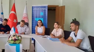 Türkiye İş Kurumu (İŞKUR), gençlerin iş hayatına katılımını kolaylaştırmak ve