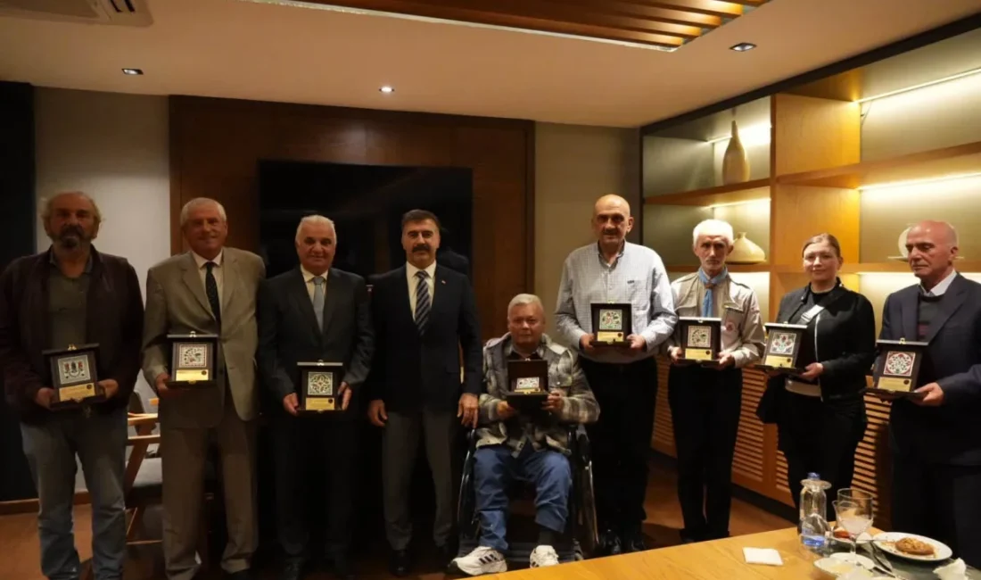 Düzce’de amatör spora hizmet edenler için “Vefa Programı” düzenlendi DÜZCE – BHA Düzce’de spora 30 yıl ve üzerinde emek