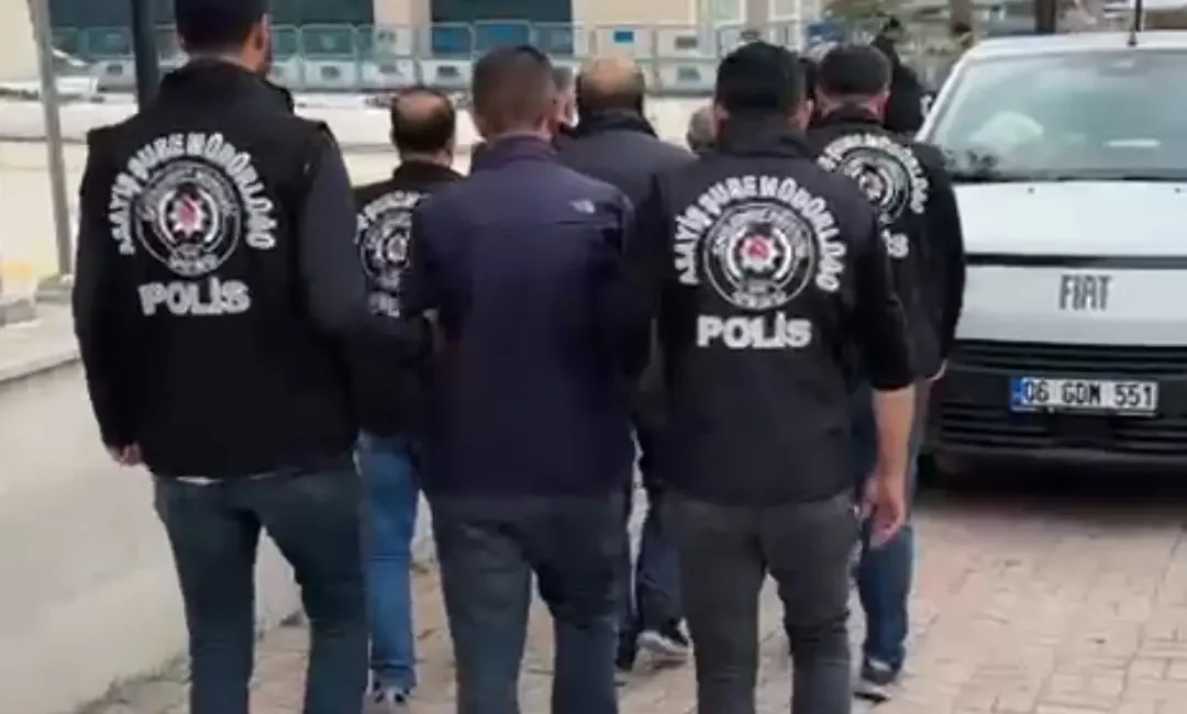 SITKI TAŞEL/BHA Elazığ’da kendilerini emniyet mensubu olarak tanıtarak vatandaşları korku