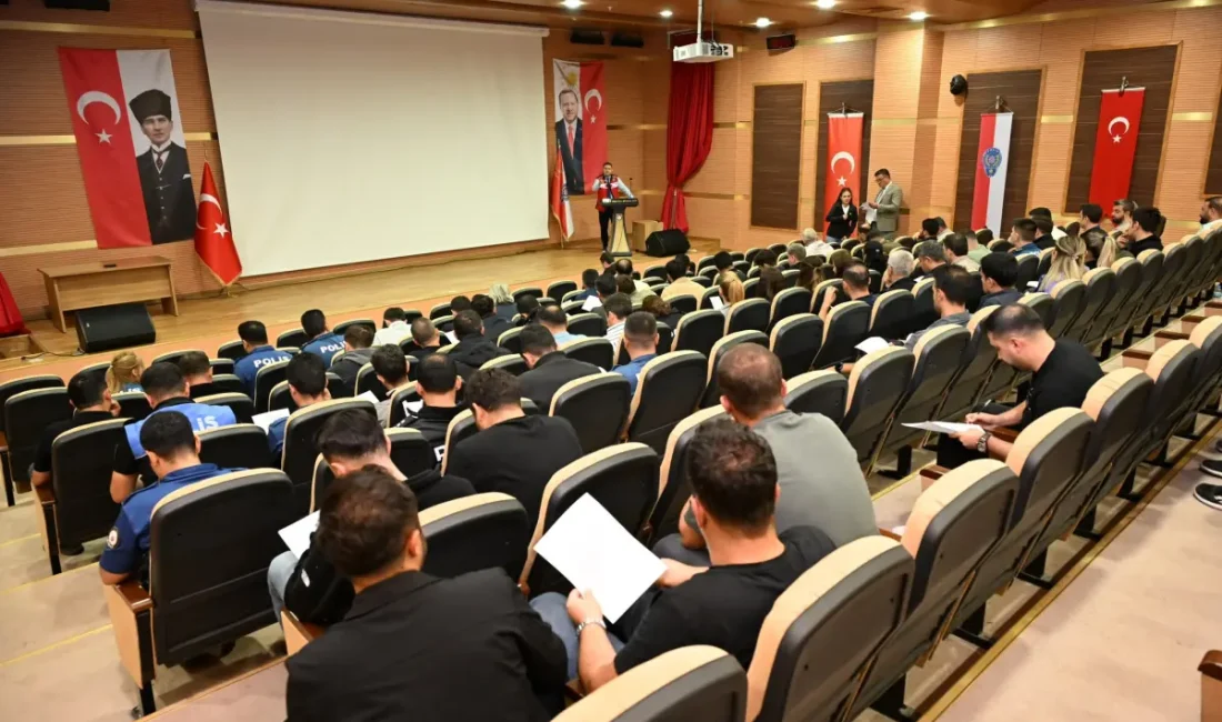 Elazığ’da okul güvenliği toplantısı: 100 polis görevlendirildi Sıktı TAŞEL – BHA Elazığ İl Emniyet Müdürlüğü, yeni eğitim