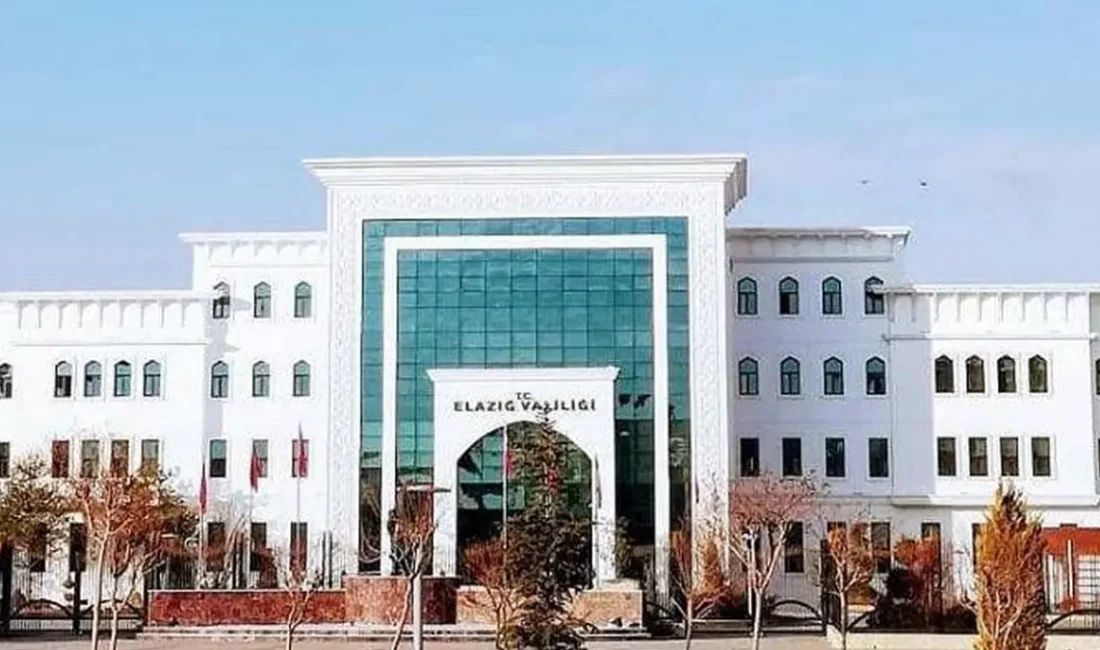 SITKI TAŞEL/BHA Elazığ’da etkili olan hava şartları nedeniyle öğrencilerin güvenliğini