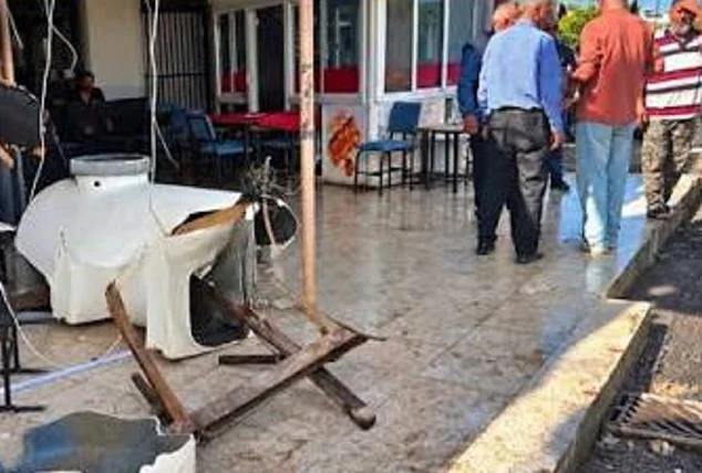 ANKARA – BHA  Gazimağusa’da bir okey salonunun çatısındaki yaklaşık bir