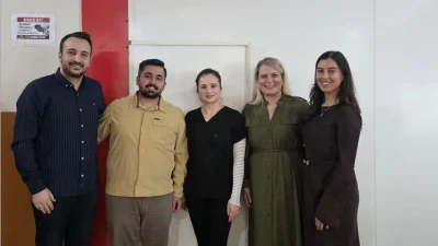 Kars’ın Kağızman ilçesindeki Kağızman Anadolu Lisesinde, öğrencilerin meslekleri tanıması ve