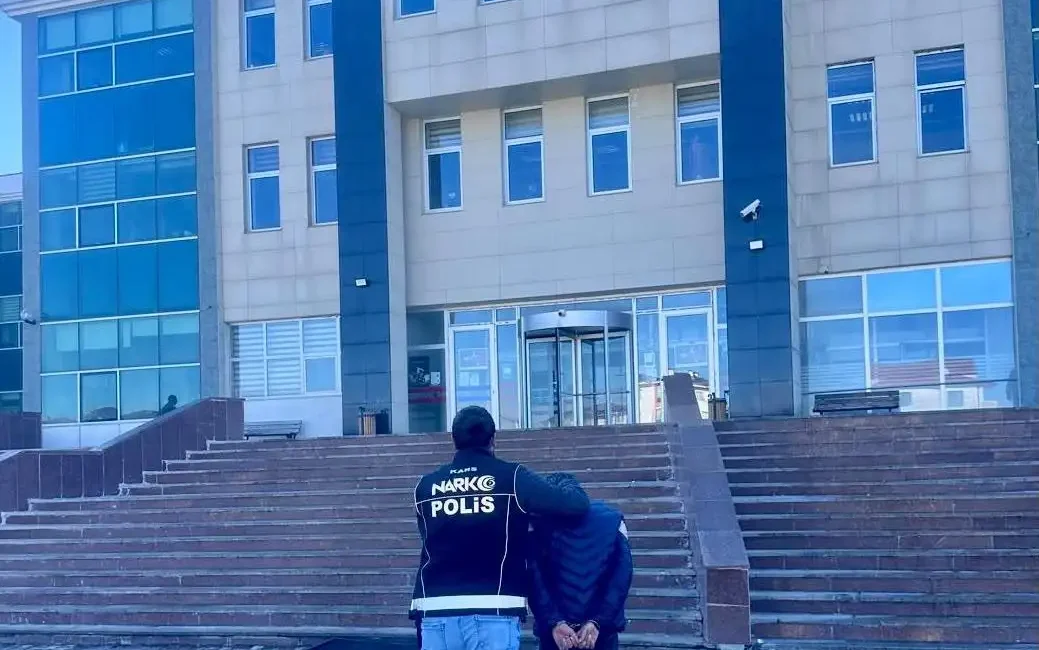 KARS – BHA  Gözaltına alınan 36 yaşındaki M.Y., çıkarıldığı adli