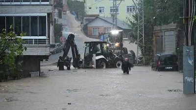Zonguldak’ın Kdz. Ereğli ilçesinde gece saatlerinden itibaren etkili olan aşırı