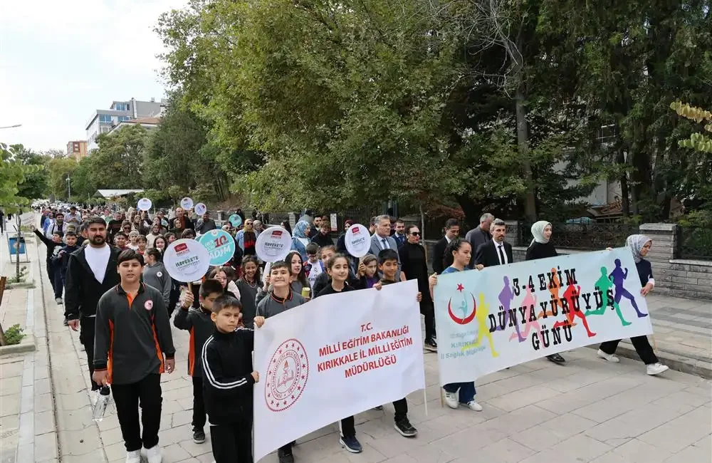 Kırıkkale sağlık için yürüdü KIRIKKALE – BHA Kırıkkale’de düzenli fiziksel aktivitenin önemine dikkat çekmek