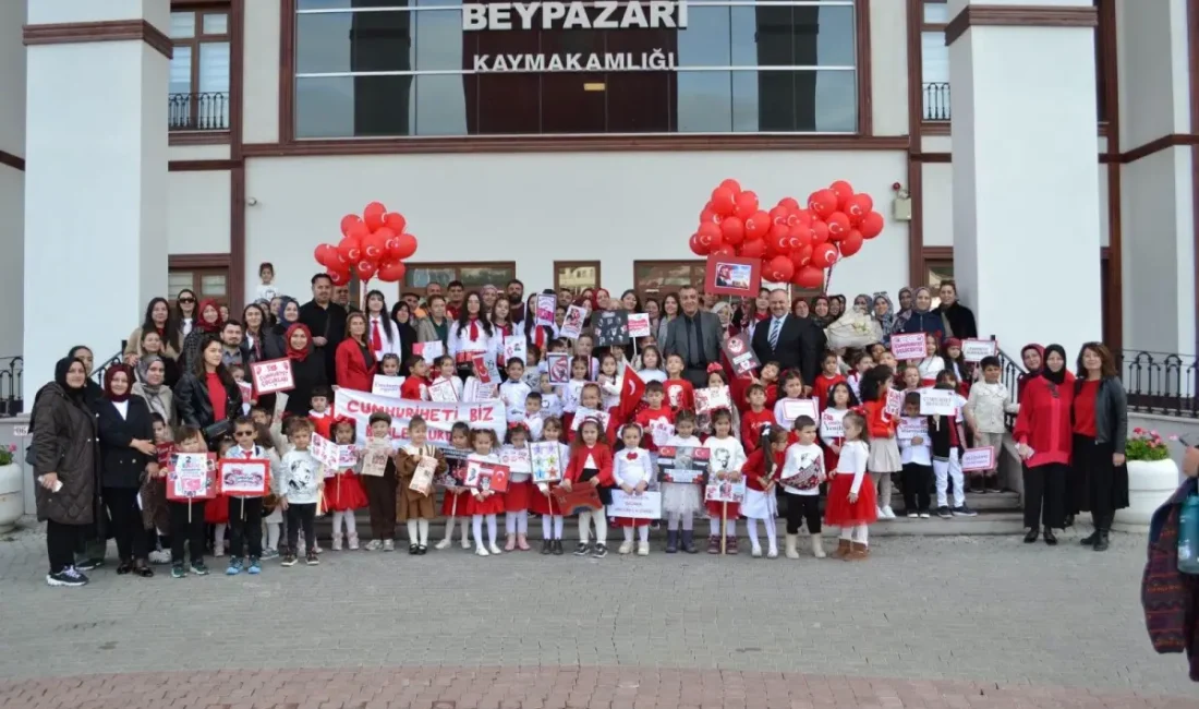 Beypazarı’nda öğrencilerden İlçe Milli Eğitim Müdürü Adem Uslu’ya ziyaret Yaşar TONBAK / ANKARA – BHA Öğrenciler, öğretmenleri ve bazı velilerin
