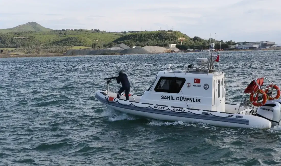 Sahil Güvenlik ekipleri 9 ayda 3 bin 194 kişiyi kurtardı ANKARA – BHA İçişleri Bakanlığına bağlı Sahil Güvenlik Komutanlığı, yılın