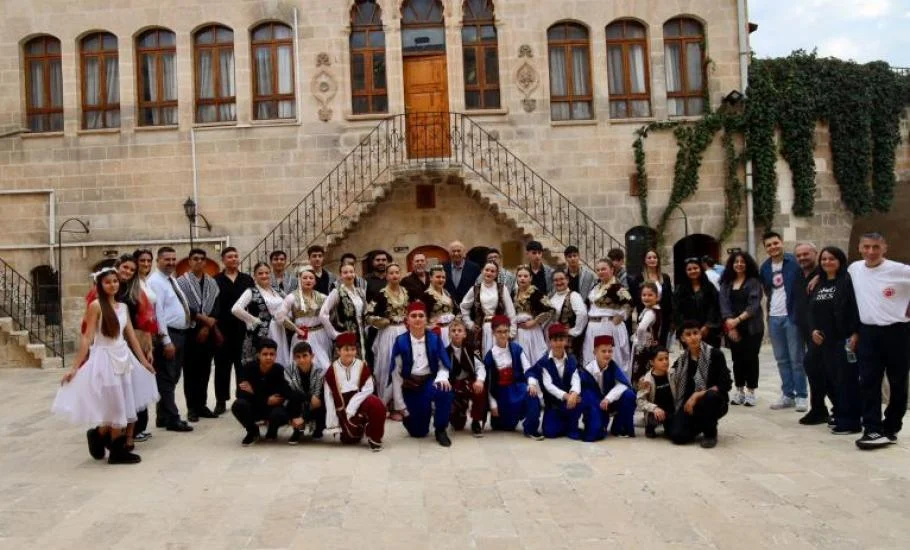 Şanlıurfa’da Kosova ile kültür ve sanat buluşması düzenlendi ŞANLIURFA – BHA Vali Kemalettin Gazezoğlu Kültür ve Sanat Merkezi’nde