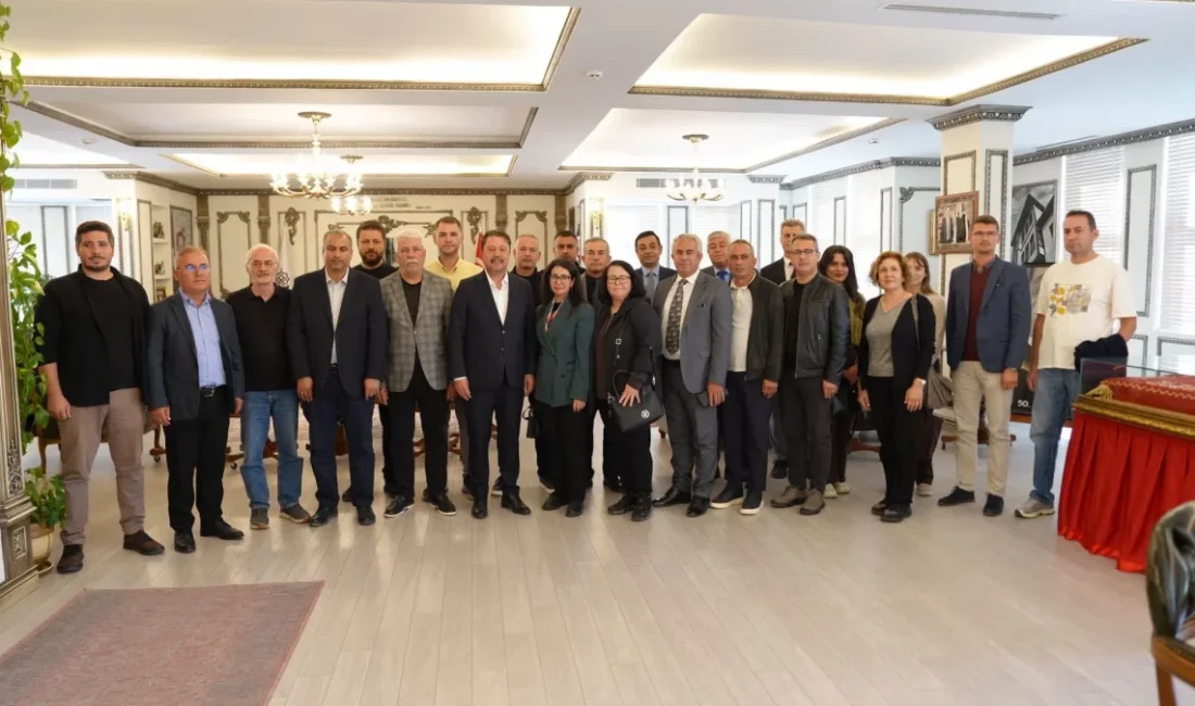 TBB Tarım ve Gıda Komisyonu üyeleri Beypazarı Belediyesi’ni ziyaret etti YAŞAR TONBAK/BHA Türkiye Belediyeler Birliği (TBB) Tarım ve Gıda Komisyonu